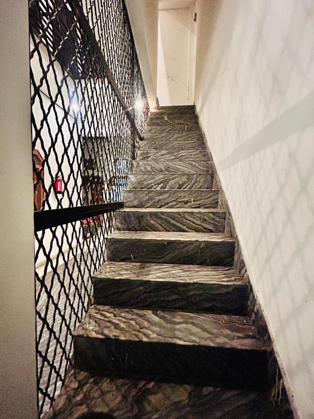 מטורה Agrawal Inn Guest House מראה חיצוני תמונה